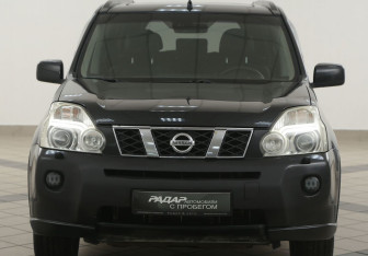 Подержанный автомобиль Nissan X-Trail 2008 года (6 фото)