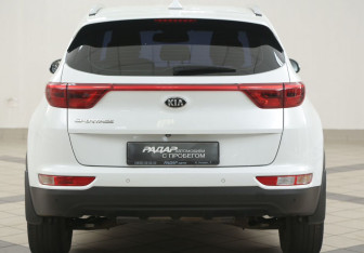 Подержанный автомобиль Kia Sportage 2016 года (3 фото)