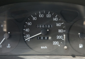 Подержанный автомобиль ЗАЗ Chance Sedan 2010 года (17 фото)