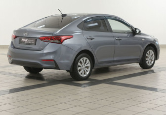 Подержанный автомобиль Hyundai Solaris Sedan 2017 года (4 фото)