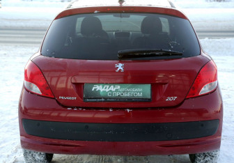 Подержанный автомобиль Peugeot 207 Hatchback 2010 года (5 фото)