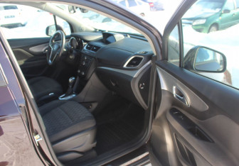 Подержанный автомобиль Opel Mokka 2014 года (9 фото)