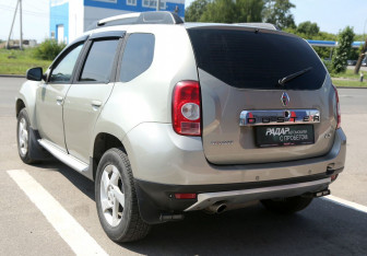 Подержанный автомобиль Renault Duster 2013 года (4 фото)