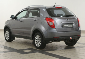 Подержанный автомобиль SsangYong Actyon 2014 года (2 фото)
