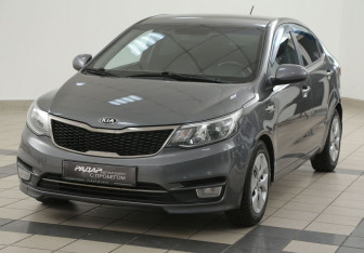 Подержанный автомобиль Kia Rio Sedan 2015 года (8 фото)