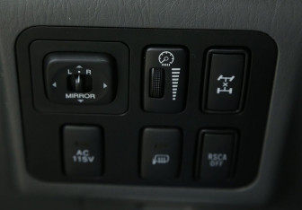 Подержанный автомобиль Lexus GX 2006 года (19 фото)