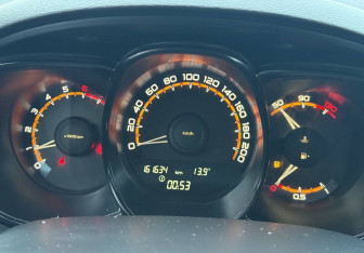 Подержанный автомобиль LADA (ВАЗ) Vesta Wagon 2019 года (15 фото)