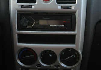 Подержанный автомобиль Hyundai Getz 2010 года (13 фото)