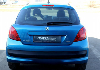 Подержанный автомобиль Peugeot 207 Hatchback 2008 года (5 фото)