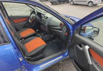 Подержанный автомобиль LADA (ВАЗ) Kalina Wagon 2017 года (9 фото)