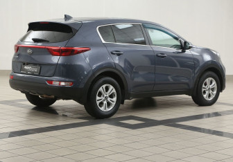 Подержанный автомобиль Kia Sportage 2017 года (4 фото)