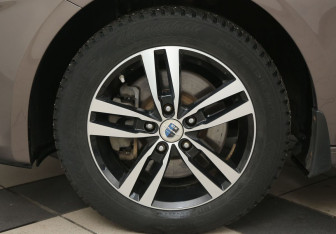 Подержанный автомобиль Kia Ceed Wagon 2019 года (32 фото)
