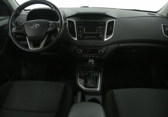 Подержанный автомобиль Hyundai Creta 2017 года (12 фото)