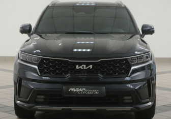 Подержанный автомобиль Kia Sorento 2022 года (6 фото)