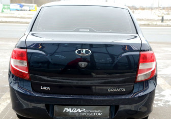 Подержанный автомобиль LADA (ВАЗ) Granta Sedan 2013 года (5 фото)