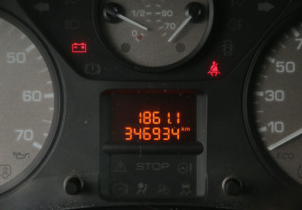 Подержанный автомобиль Citroen Berlingo 2013 года (17 фото)