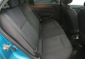 Подержанный автомобиль Chevrolet Aveo Sedan 2008 года (11 фото)