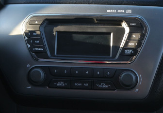 Подержанный автомобиль Kia Rio Sedan 2014 года (13 фото)