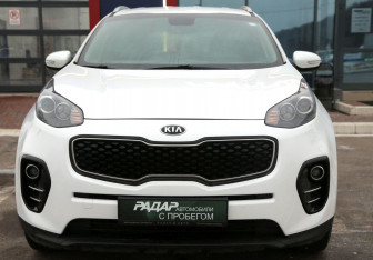 Подержанный автомобиль Kia Sportage 2016 года (2 фото)