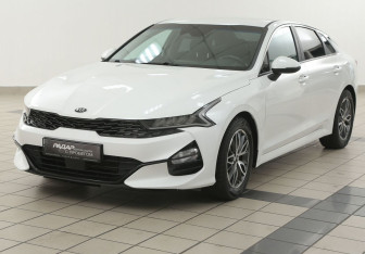 Подержанный автомобиль Kia K5 2020 года (8 фото)