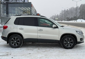 Подержанный автомобиль Volkswagen Tiguan 2013 года (6 фото)