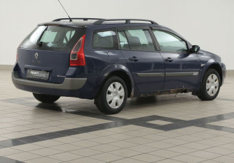 Подержанный автомобиль Renault Megane Wagon 2006 года (4 фото)