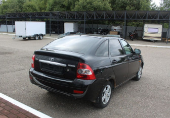 Подержанный автомобиль LADA (ВАЗ) Priora Hatchback 2011 года (7 фото)