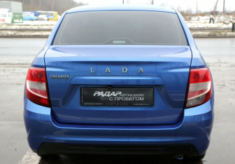 Подержанный автомобиль LADA (ВАЗ) Granta Sedan 2020 года (5 фото)