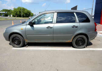 Подержанный автомобиль LADA (ВАЗ) Kalina Wagon 2010 года (8 фото)