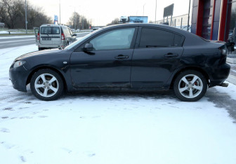 Подержанный автомобиль Mazda 3 Sedan 2006 года (8 фото)