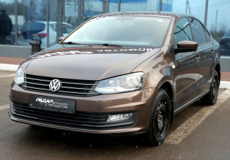 Подержанный автомобиль Volkswagen Polo Sedan 2016 года (3 фото)
