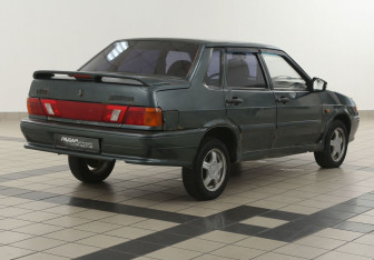 Подержанный автомобиль LADA (ВАЗ) 2115 2011 года (4 фото)