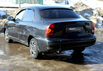 Подержанный автомобиль Chevrolet Lanos 2009 года (4 фото)