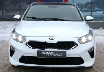 Подержанный автомобиль Kia Ceed Hatchback 2018 года (2 фото)