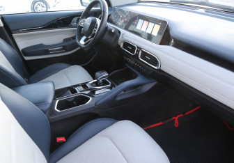 Подержанный автомобиль Jetour X50 2024 года (10 фото)