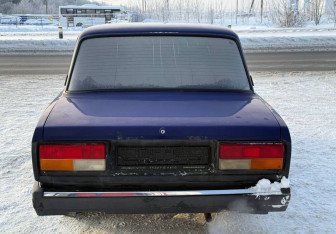 Подержанный автомобиль LADA (ВАЗ) 2107 2007 года (5 фото)