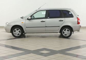 Подержанный автомобиль LADA (ВАЗ) Kalina Wagon 2012 года (7 фото)