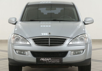 Подержанный автомобиль SsangYong Kyron 2011 года (6 фото)