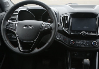 Подержанный автомобиль Chery Tiggo 5 2017 года (14 фото)