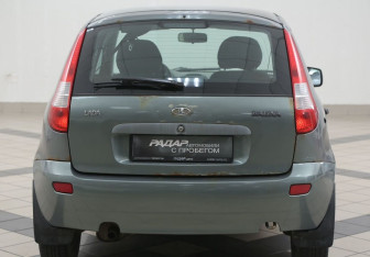 Подержанный автомобиль LADA (ВАЗ) Kalina Hatchback 2009 года (3 фото)