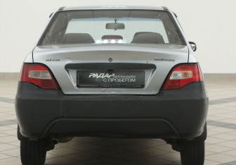 Подержанный автомобиль Daewoo Nexia Sedan 2010 года (3 фото)