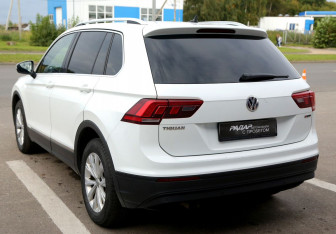 Подержанный автомобиль Volkswagen Tiguan 2018 года (4 фото)