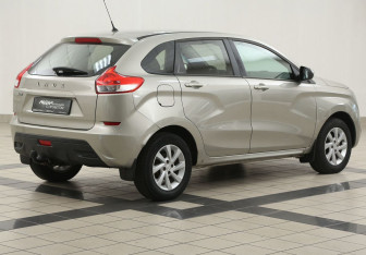 Подержанный автомобиль LADA (ВАЗ) XRAY 2016 года (4 фото)