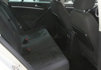 Подержанный автомобиль Volkswagen Tiguan 2013 года (7 фото)