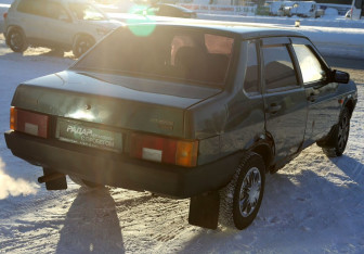 Подержанный автомобиль LADA (ВАЗ) 21099 1999 года (6 фото)
