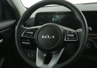 Подержанный автомобиль Kia Seltos 2024 года (28 фото)