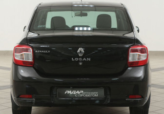 Подержанный автомобиль Renault Logan Sedan 2017 года (3 фото)