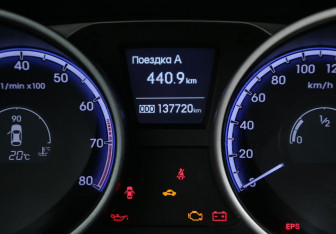 Подержанный автомобиль Hyundai ix35 2012 года (20 фото)