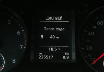 Подержанный автомобиль Volkswagen Passat Sedan 2012 года (18 фото)