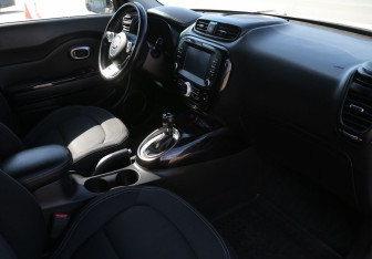Подержанный автомобиль Kia Soul 2019 года (9 фото)